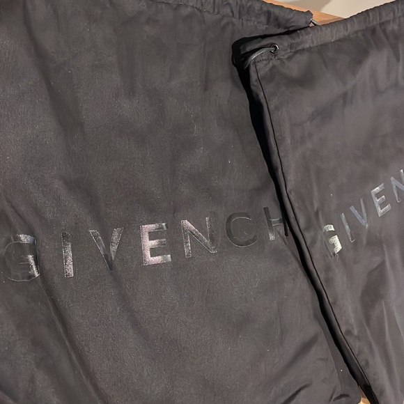 Givenchy Mens shoe - Picture 8 of 8